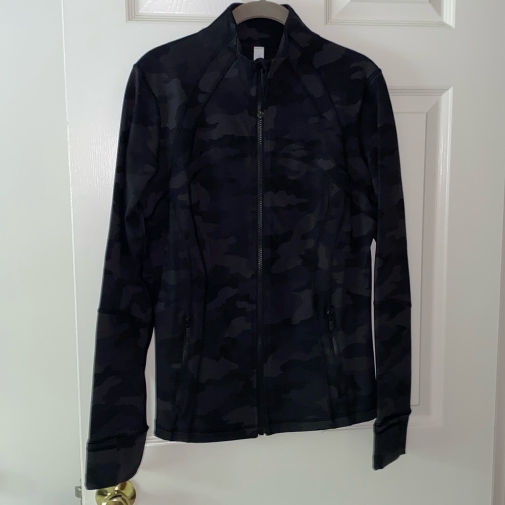 Lululemon Define jacket, Camo/black color. Never worn.